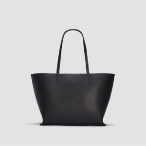 Everlane The Luxe Medium Italian Leather Tote (Black)